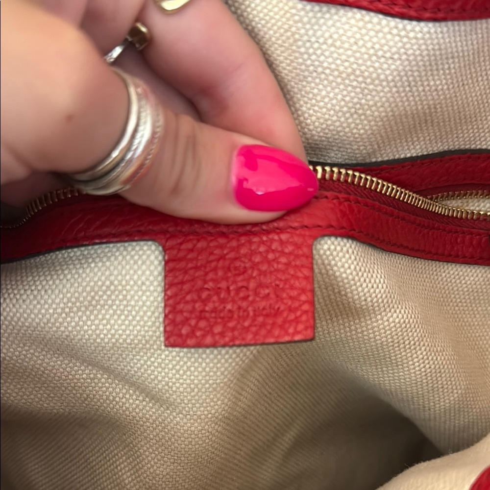 Gucci Red Soho Leather Hobo Bag - Picture 4 of 16